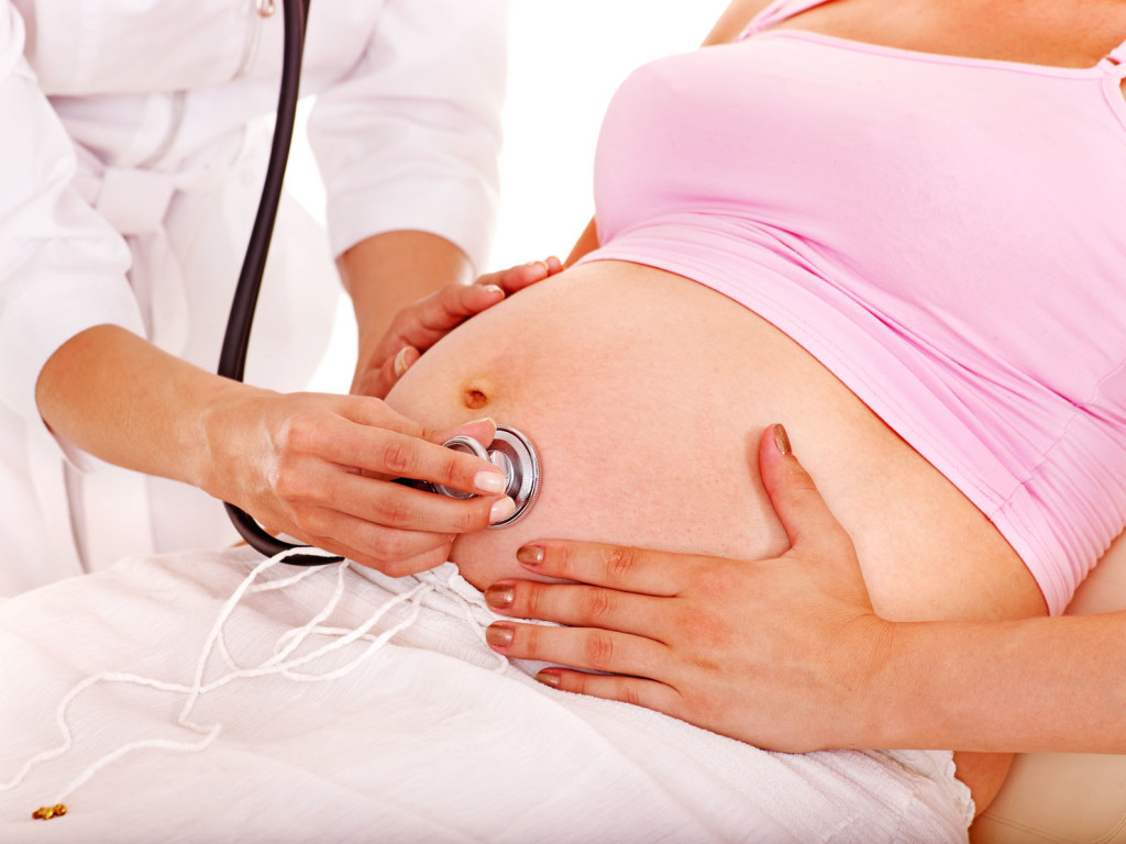 Тонус матки на разных сроках беременности: как избежать серьёзных осложнений