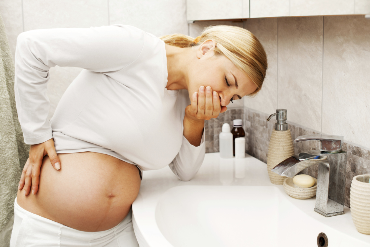 Отрыжка у беременных: как избавиться от неприятного симптома