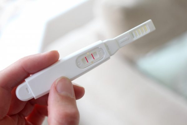 Тест на беременность определяет внематочную беременность 15