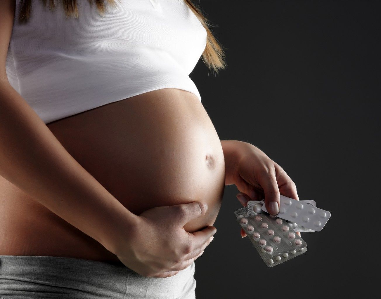 Зачем нужна фолиевая кислота при беременности