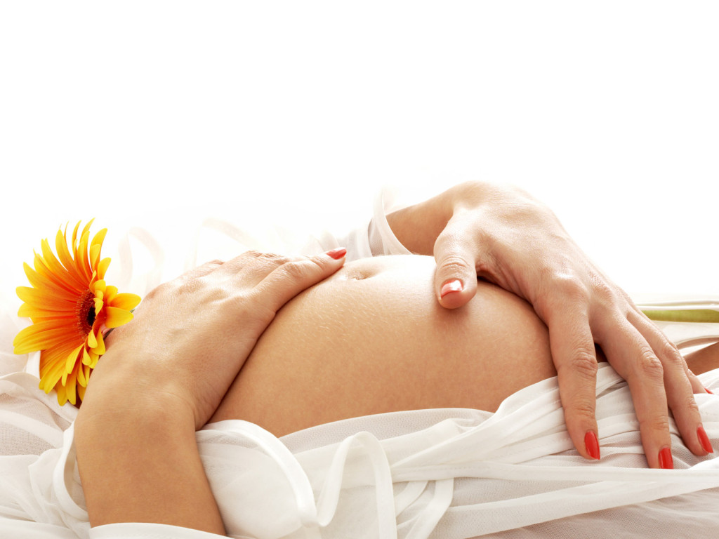 16-я неделя беременности: развитие плода, изменения в организме мамы