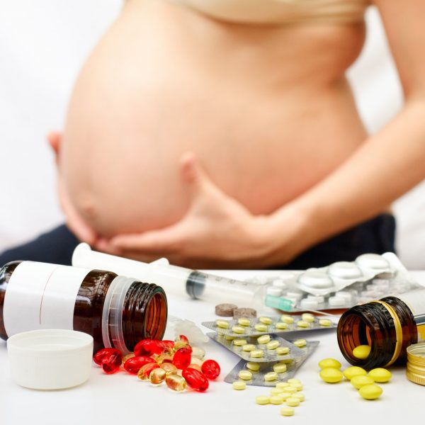 Беременная женщина и лекарства