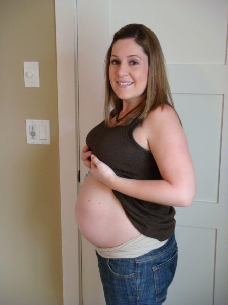Беременная на 8-м месяце
